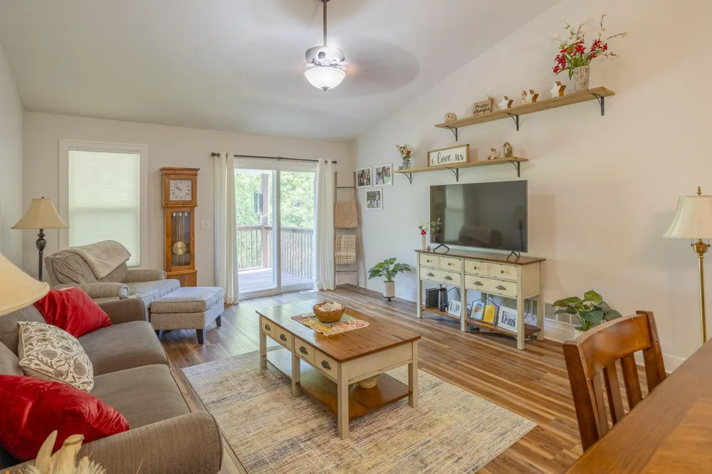10087 S Crossroad Circle SE #12 Caledonia, MI 49316