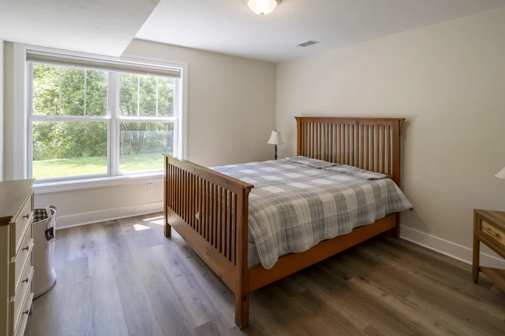 10087 S Crossroad Circle SE #12 Caledonia, MI 49316