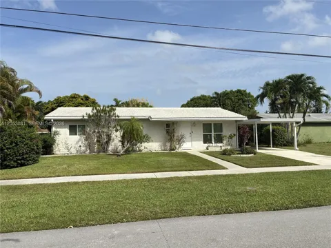 19120 Bel Aire Dr