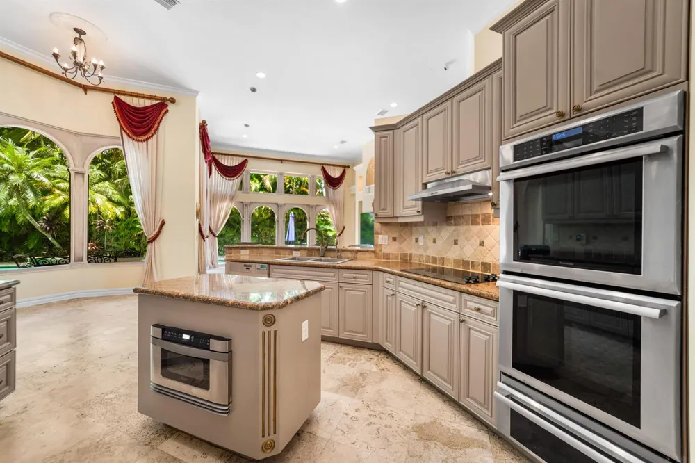 10253 NW 66th Drive Parkland, FL 33076