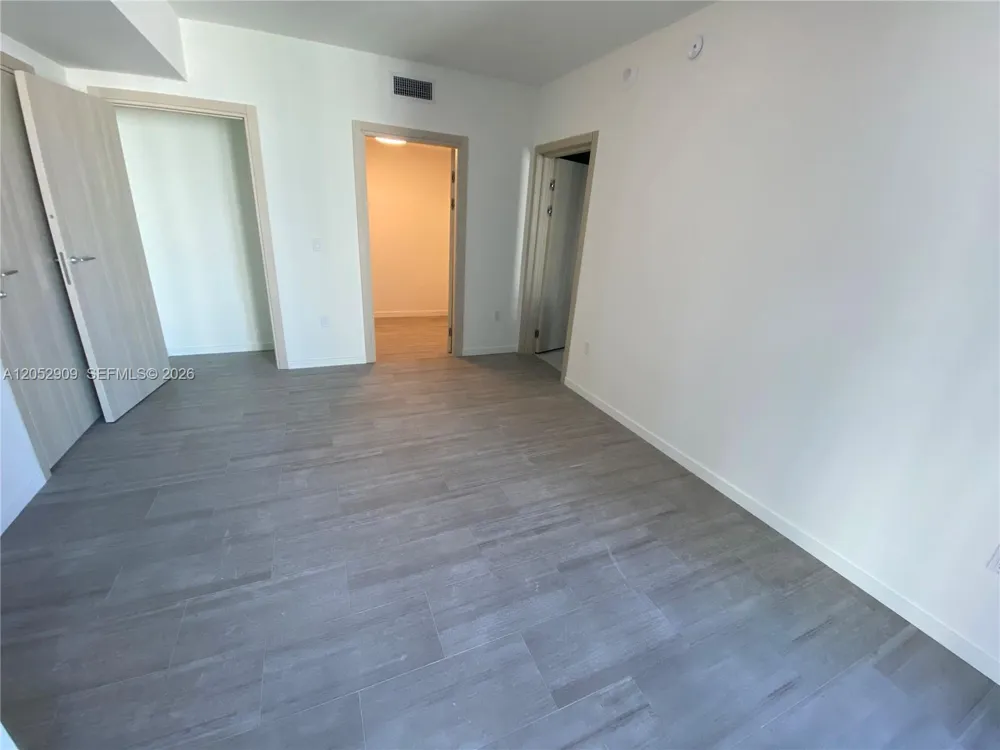 1000 BRICKELL PLAZA #3309 Miami, FL 33131