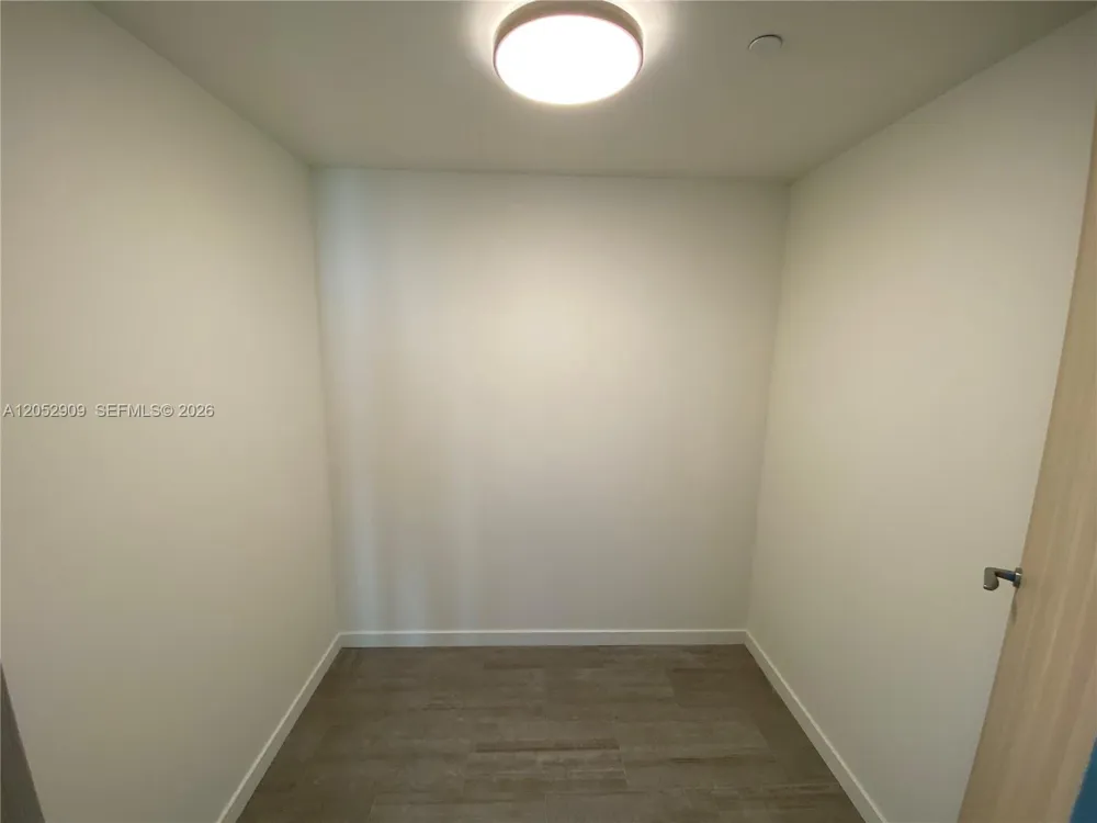 1000 BRICKELL PLAZA #3309 Miami, FL 33131