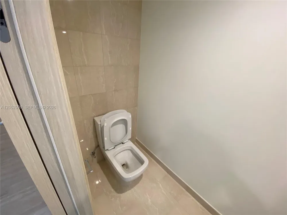 1000 BRICKELL PLAZA #3309 Miami, FL 33131