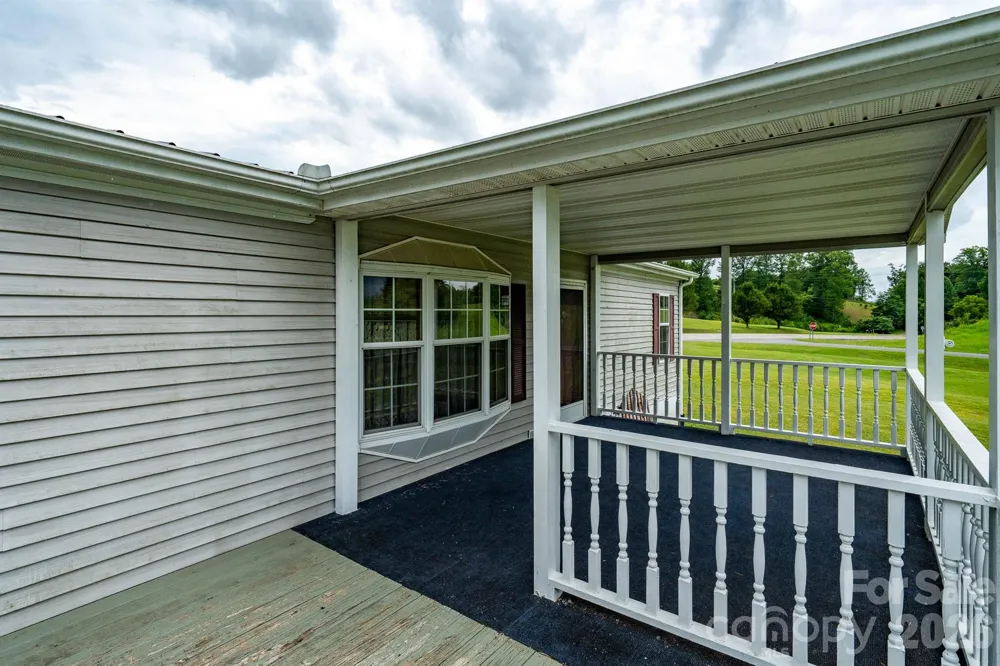 755 Fairview Loop Hot Springs, NC 28743