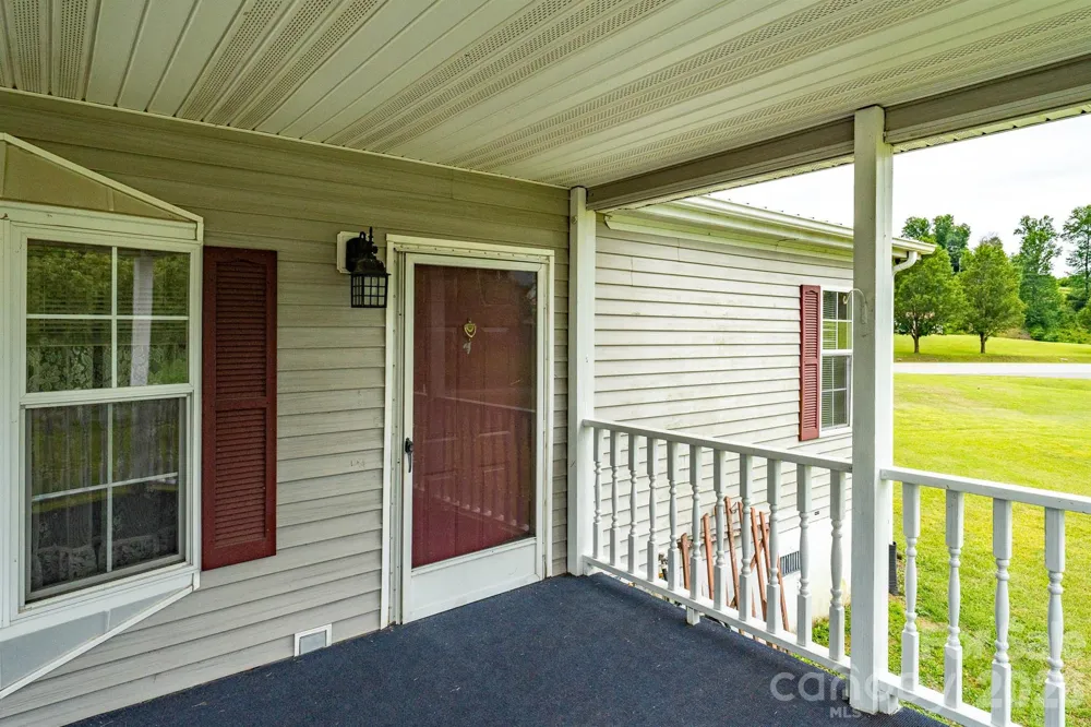 755 Fairview Loop Hot Springs, NC 28743