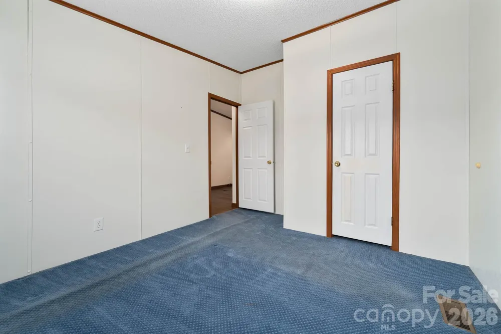 755 Fairview Loop Hot Springs, NC 28743