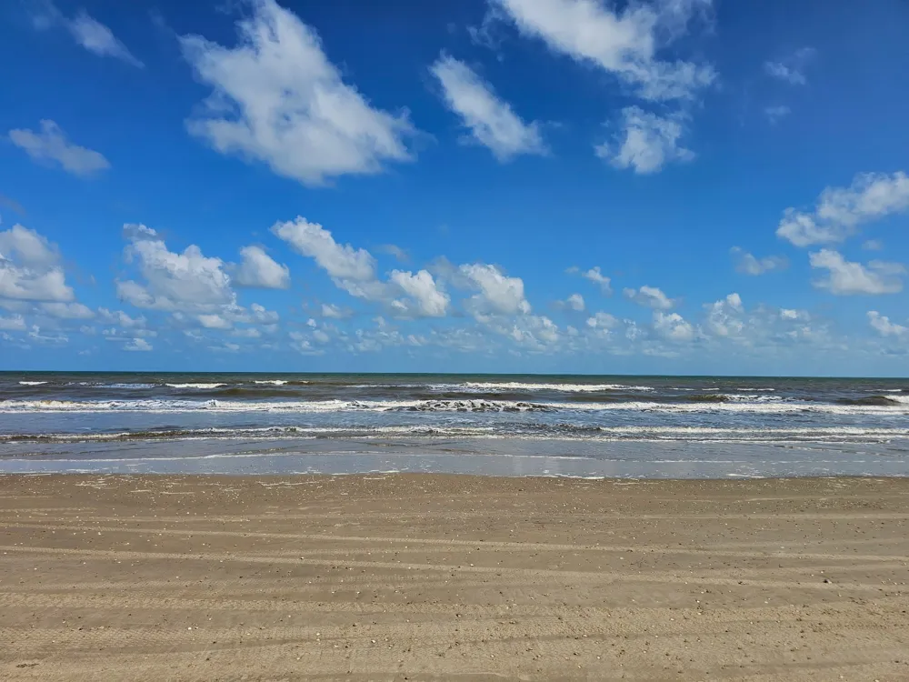 611 Arlo Terrace Crystal Beach, TX 77617