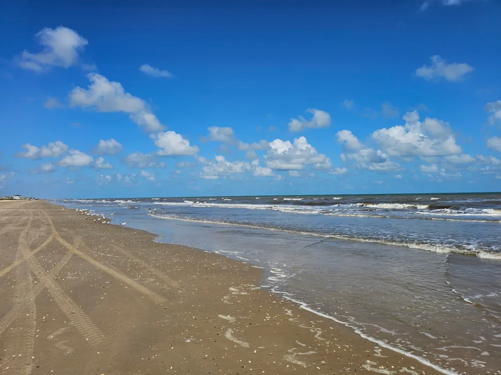 611 Arlo Terrace Crystal Beach, TX 77617