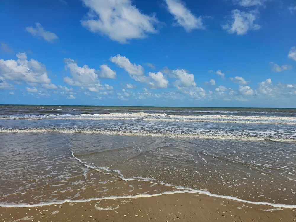 611 Arlo Terrace Crystal Beach, TX 77617