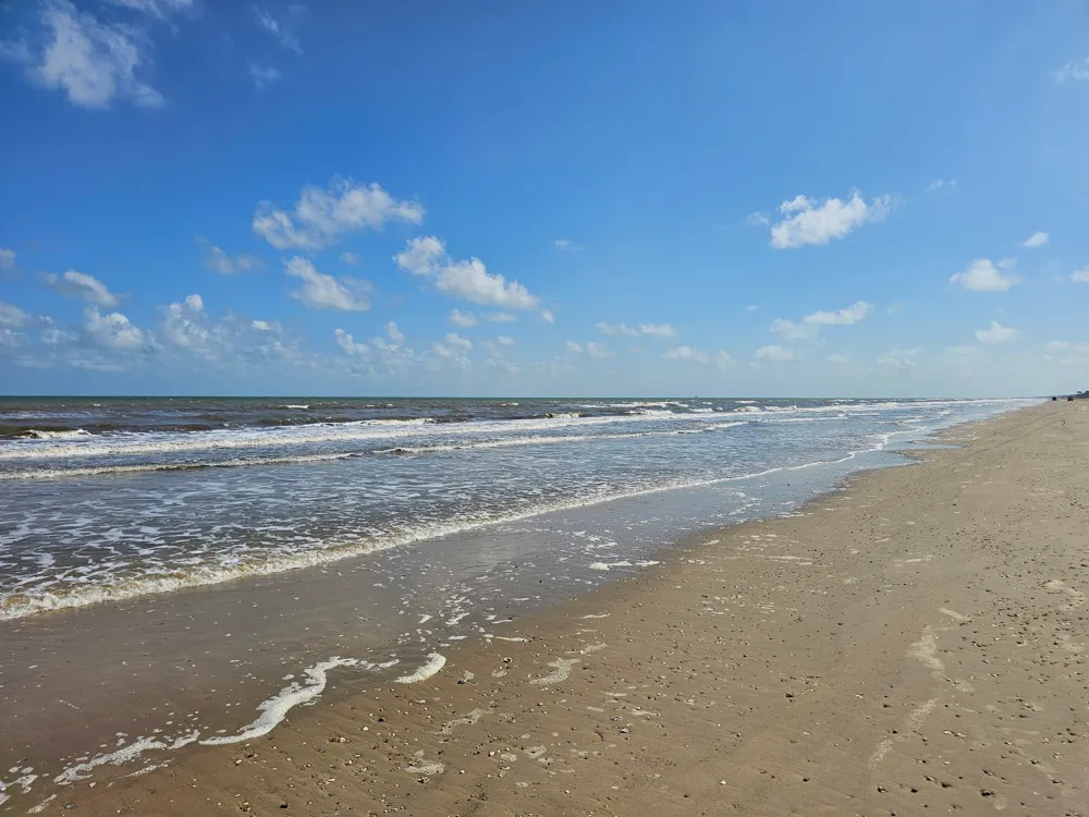 611 Arlo Terrace Crystal Beach, TX 77617