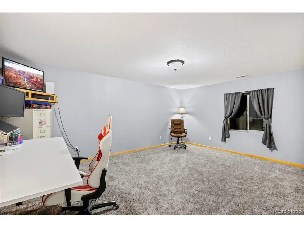 507 Van Egmond Drive Penrose, CO 81240
