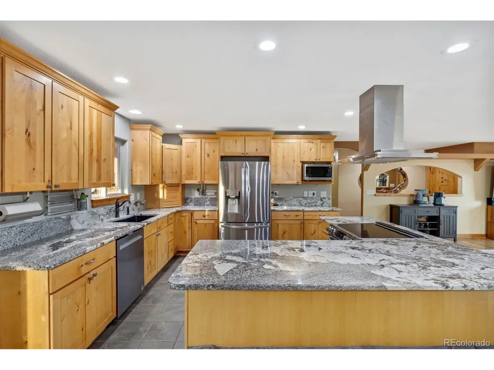 507 Van Egmond Drive Penrose, CO 81240