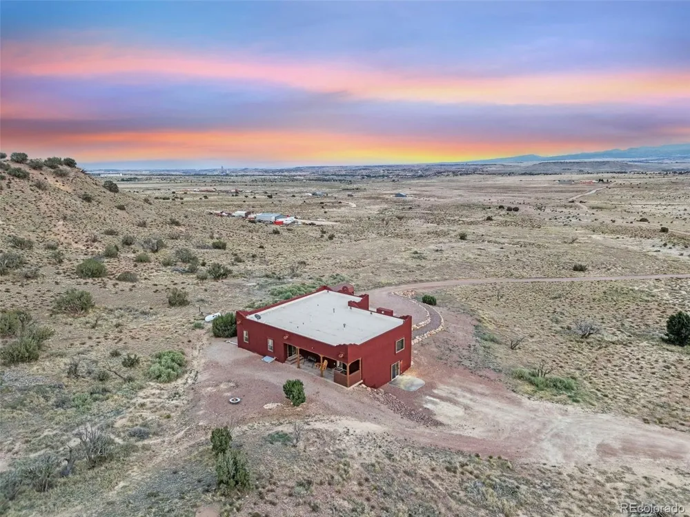507 Van Egmond Drive Penrose, CO 81240