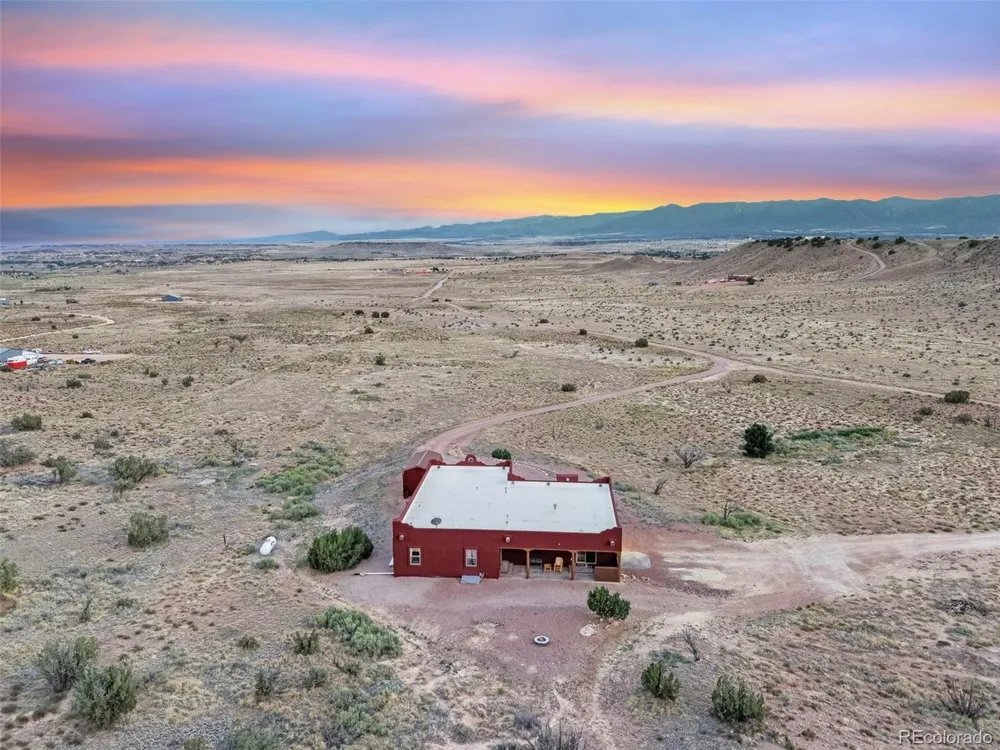 507 Van Egmond Drive Penrose, CO 81240