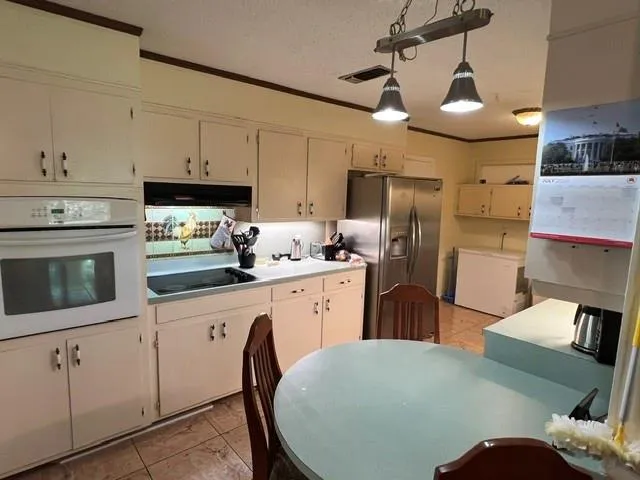 802 W Wildwood Drive Village Mills, TX 77664