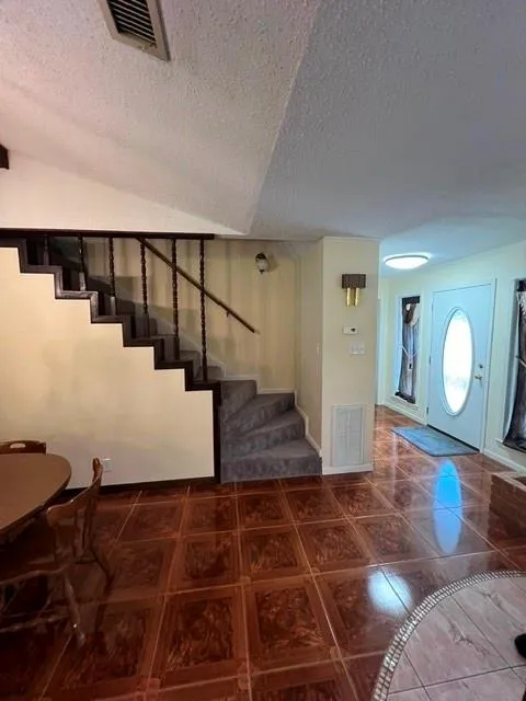 802 W Wildwood Drive Village Mills, TX 77664