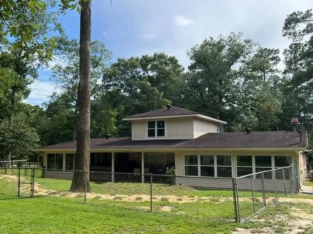802 W Wildwood Drive Village Mills, TX 77664