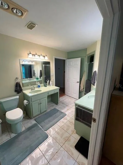 802 W Wildwood Drive Village Mills, TX 77664