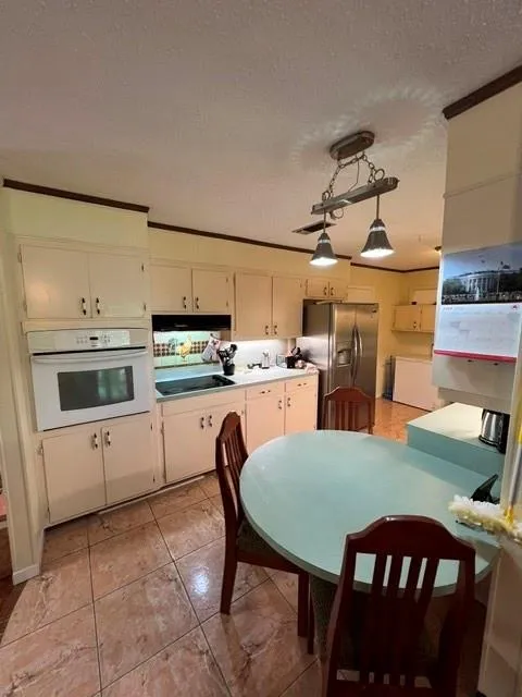 802 W Wildwood Drive Village Mills, TX 77664