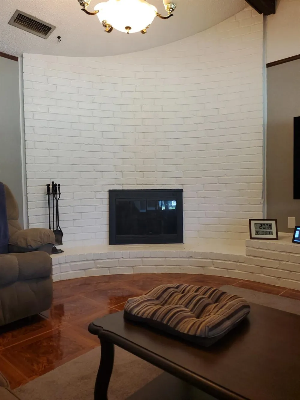 802 W Wildwood Drive Village Mills, TX 77664