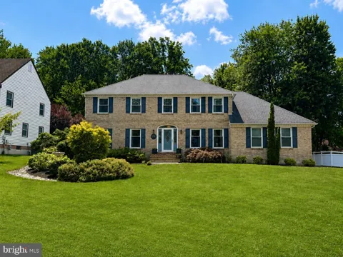 491 W CHESTNUT HILL ROAD