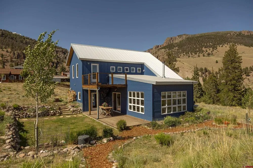 301 Rue La Fong Lane Creede, CO 81130