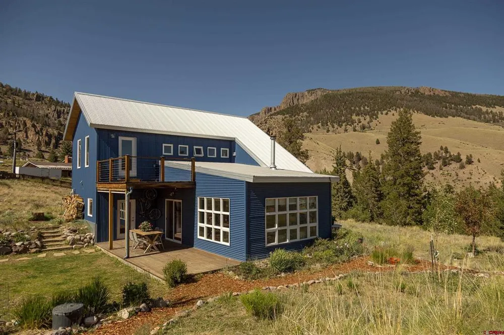 301 Rue La Fong Lane Creede, CO 81130