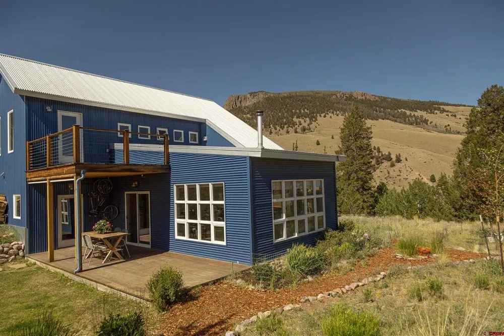 301 Rue La Fong Lane Creede, CO 81130