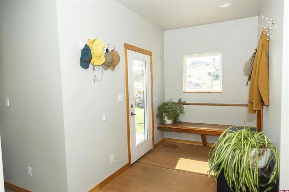 301 Rue La Fong Lane Creede, CO 81130