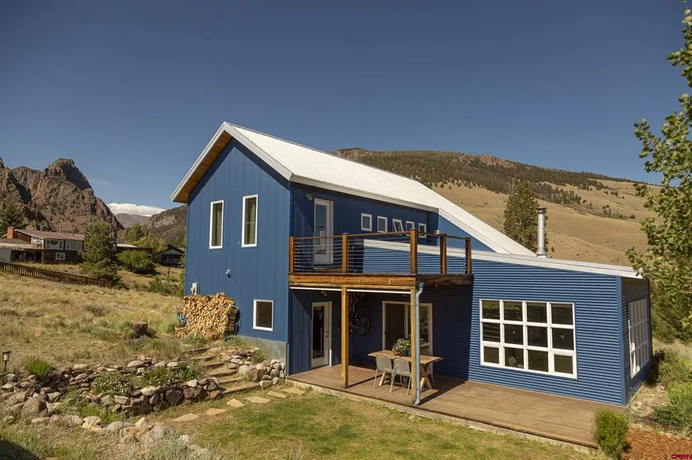301 Rue La Fong Lane Creede, CO 81130