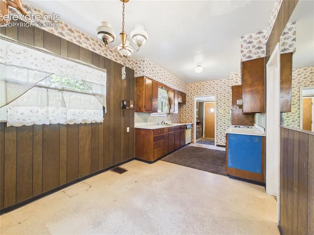 1335 Wabash Avenue Pueblo, CO 81004