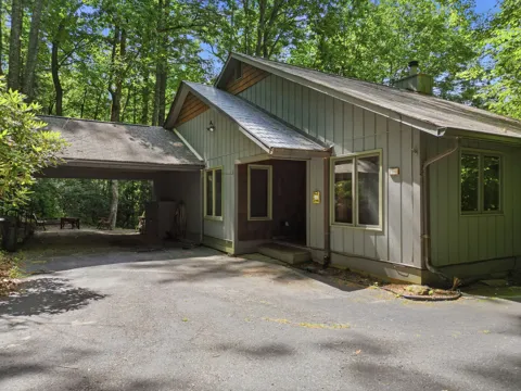144 Hogback Court
