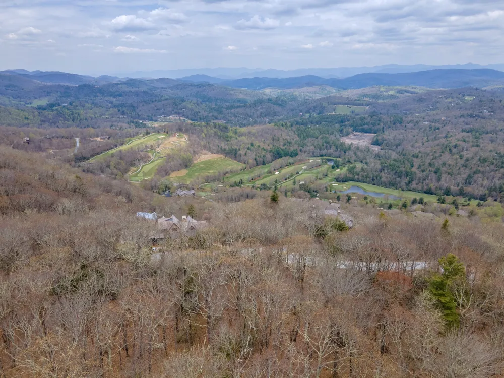 88 Squires Point Highlands, NC 28741