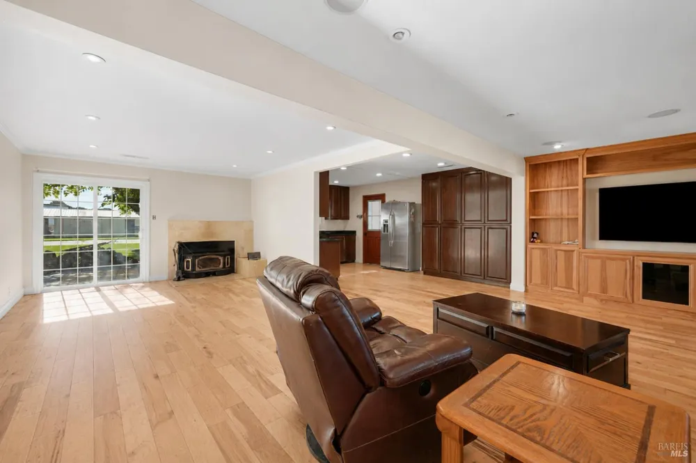 4410 Tolenas Road Fairfield, CA 94533