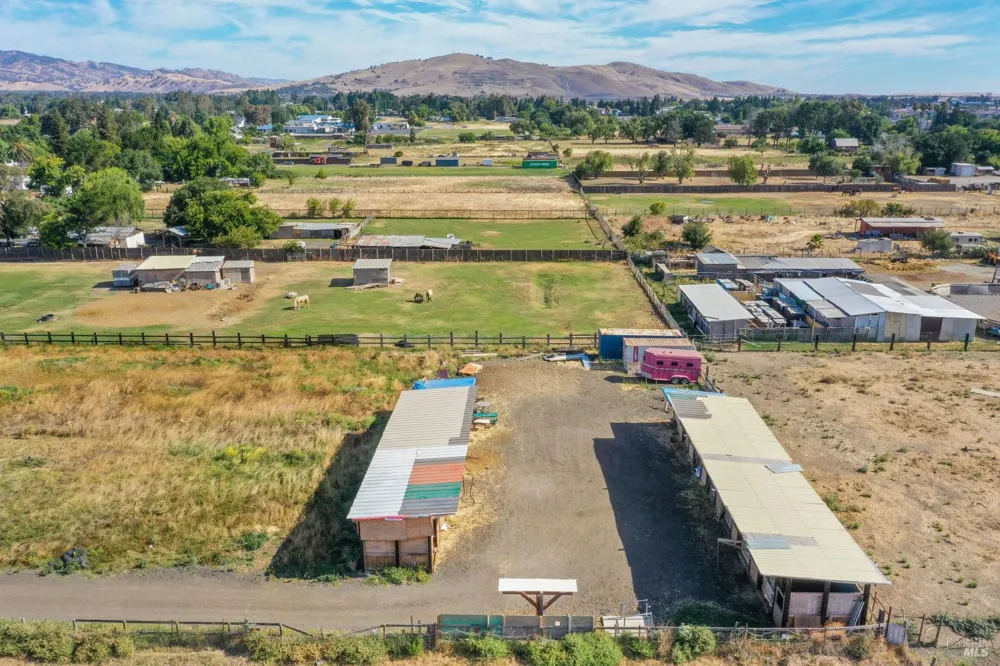4410 Tolenas Road Fairfield, CA 94533