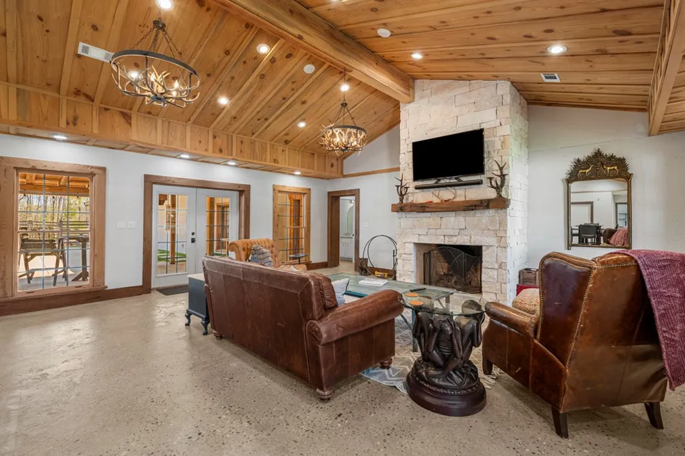 1229 Pierce Road Waverly Hall, GA 31831