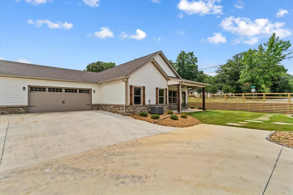 88 Maddox Lane Chatsworth, GA 30705