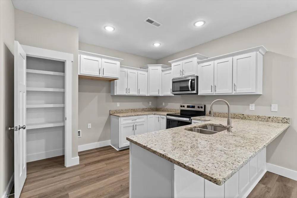 88 Maddox Lane Chatsworth, GA 30705