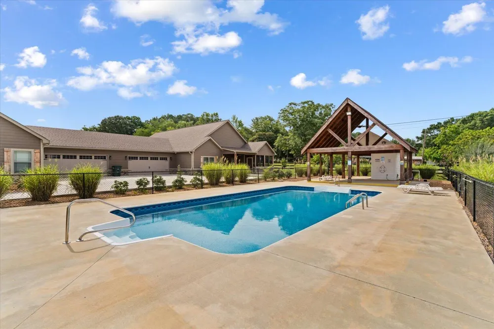 88 Maddox Lane Chatsworth, GA 30705