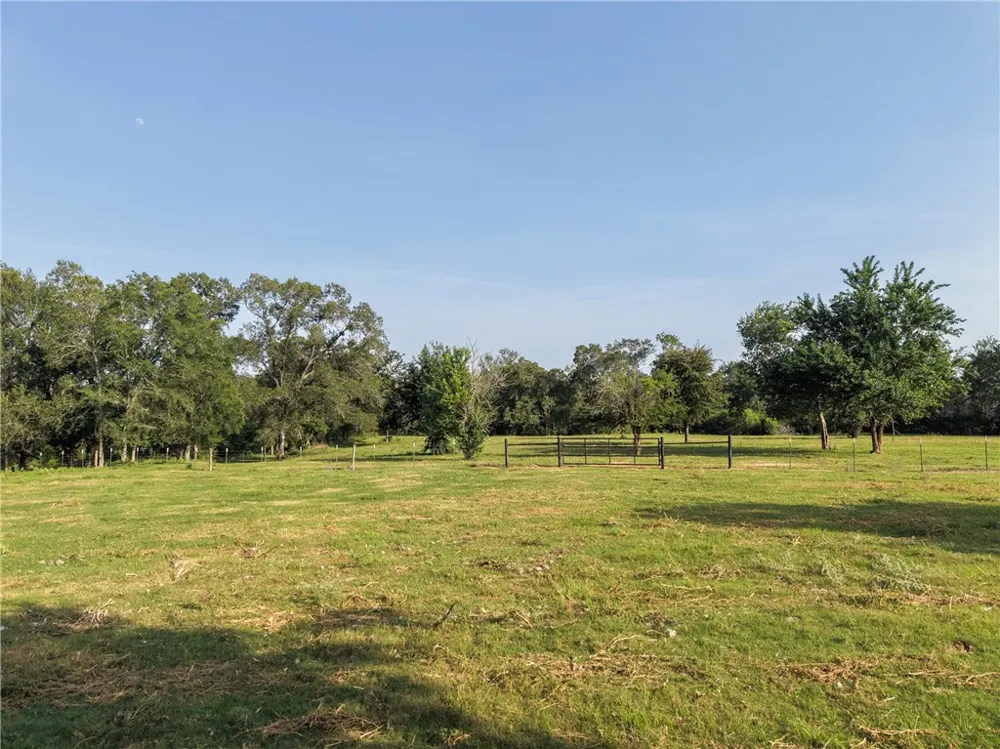 4140 Brown College Washington, TX 77880