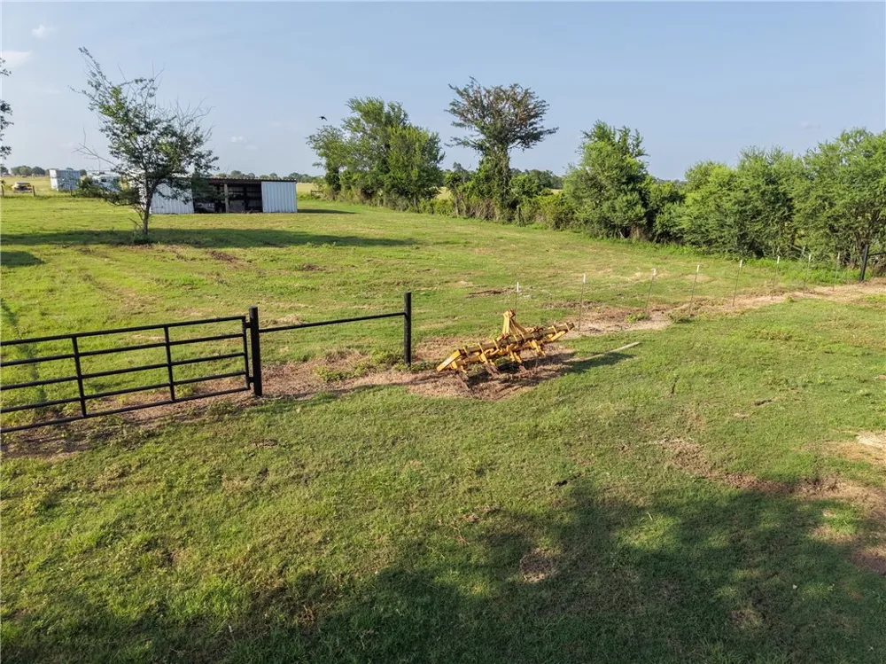 4140 Brown College Washington, TX 77880