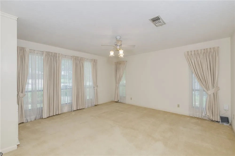 805 Copperas Drive Caldwell, TX 77836