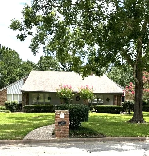 805 Copperas Drive