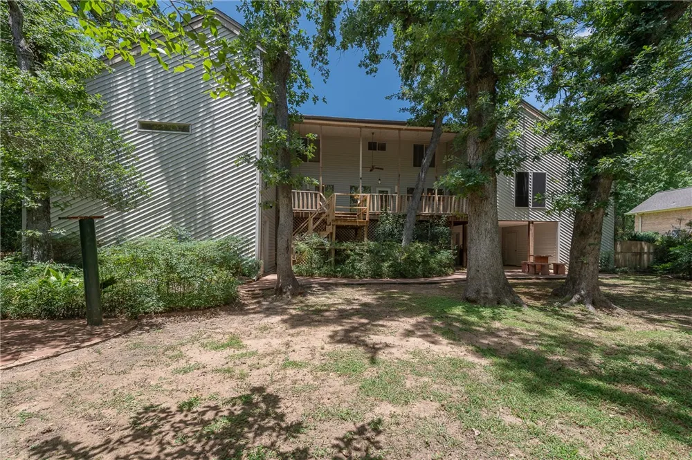 805 Copperas Drive Caldwell, TX 77836