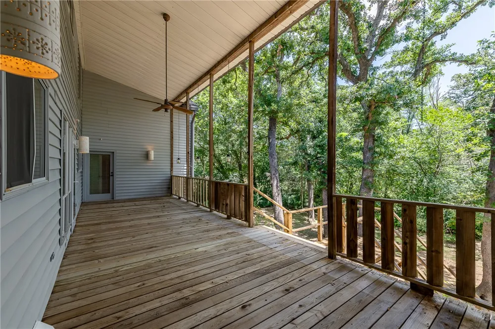 805 Copperas Drive Caldwell, TX 77836