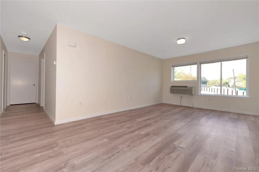 68 Lake Street #305 White Plains, NY 10603