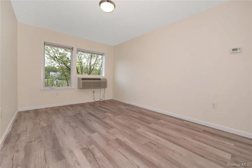 68 Lake Street #305 White Plains, NY 10603