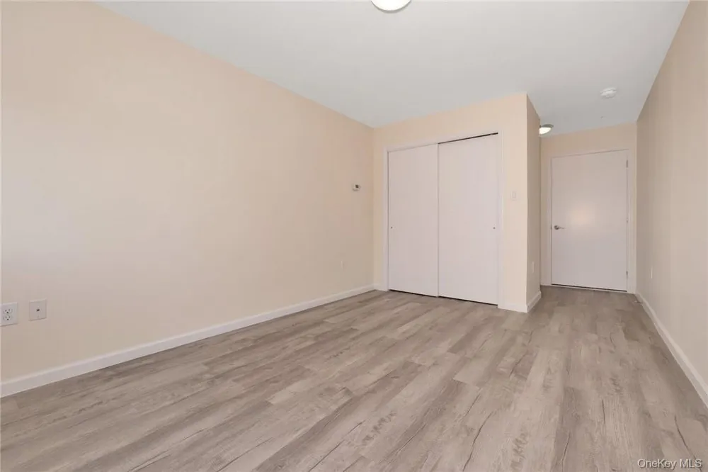 68 Lake Street #305 White Plains, NY 10603