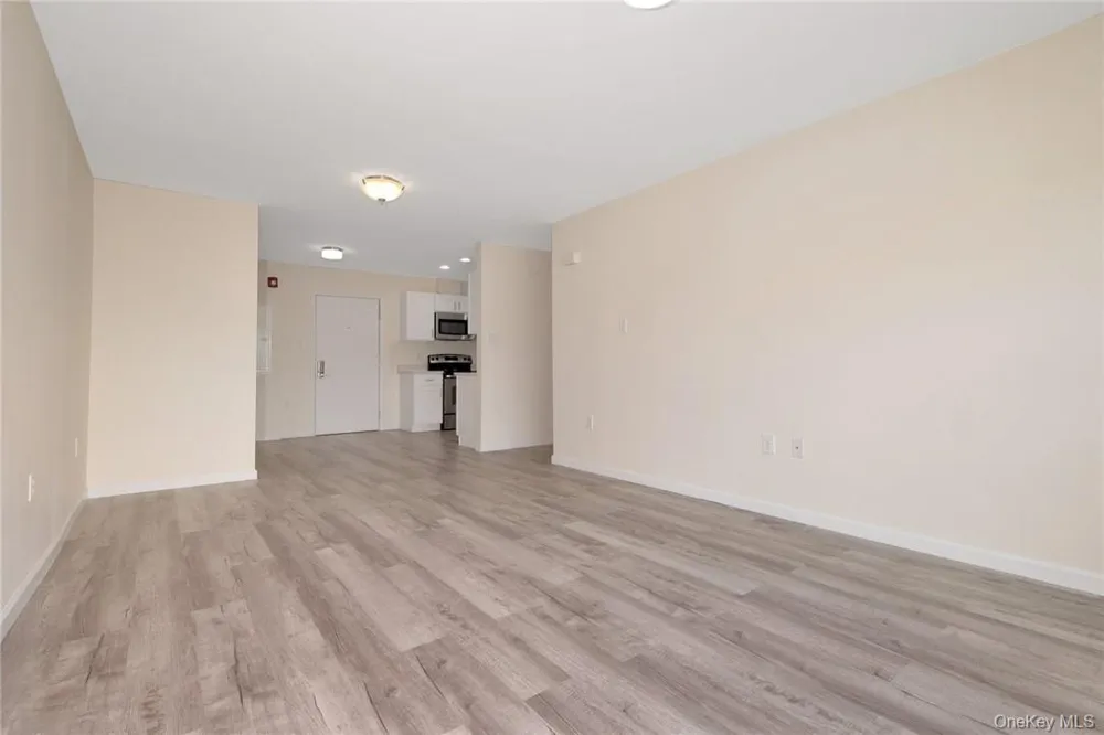 68 Lake Street #305 White Plains, NY 10603