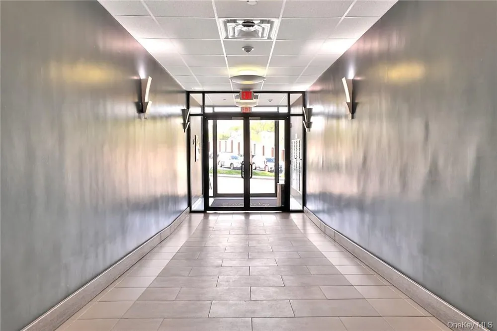 68 Lake Street #305 White Plains, NY 10603